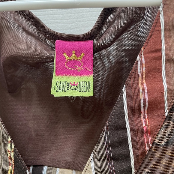 Save the Queen shirt - Picture 2 of 3